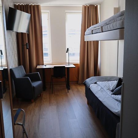 Hesehotelli Turku Linja-Autoasema Esterno foto